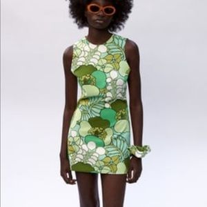 Zara | Dresses | Zara Printed Green Dress With Scrunchie | Poshmark